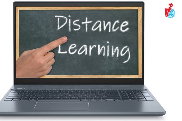 Chi phí học đại học từ xa