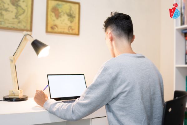 Kinh nghiệm chọn trường đại học từ xa